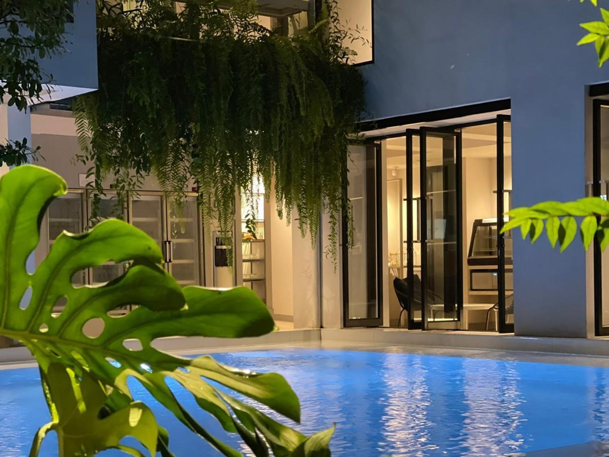 Hotel Por Daowadung Chiang Mai Exterior foto